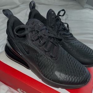 Nike Air Max 270